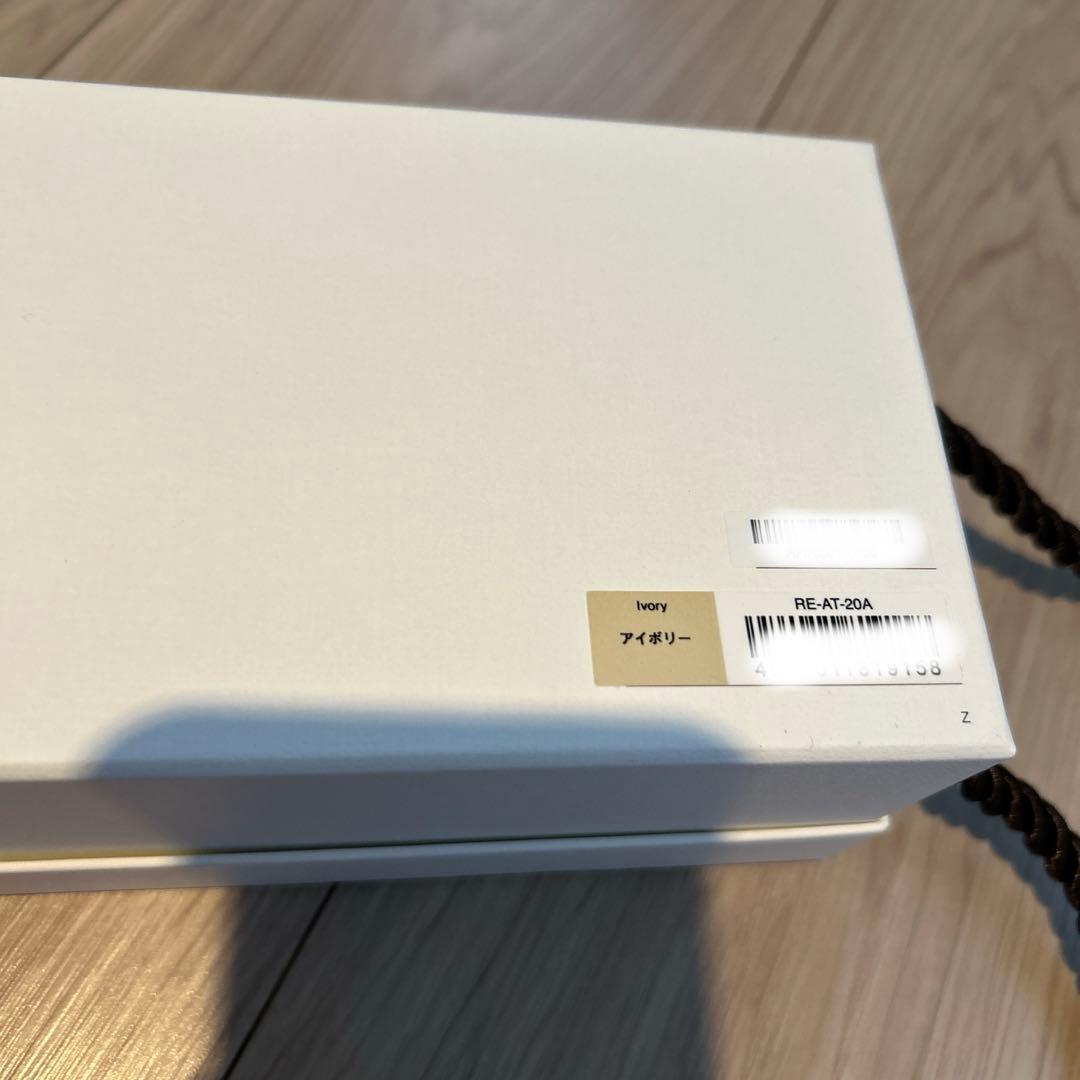リファ　ストレートアイロンプロ　アイボリー