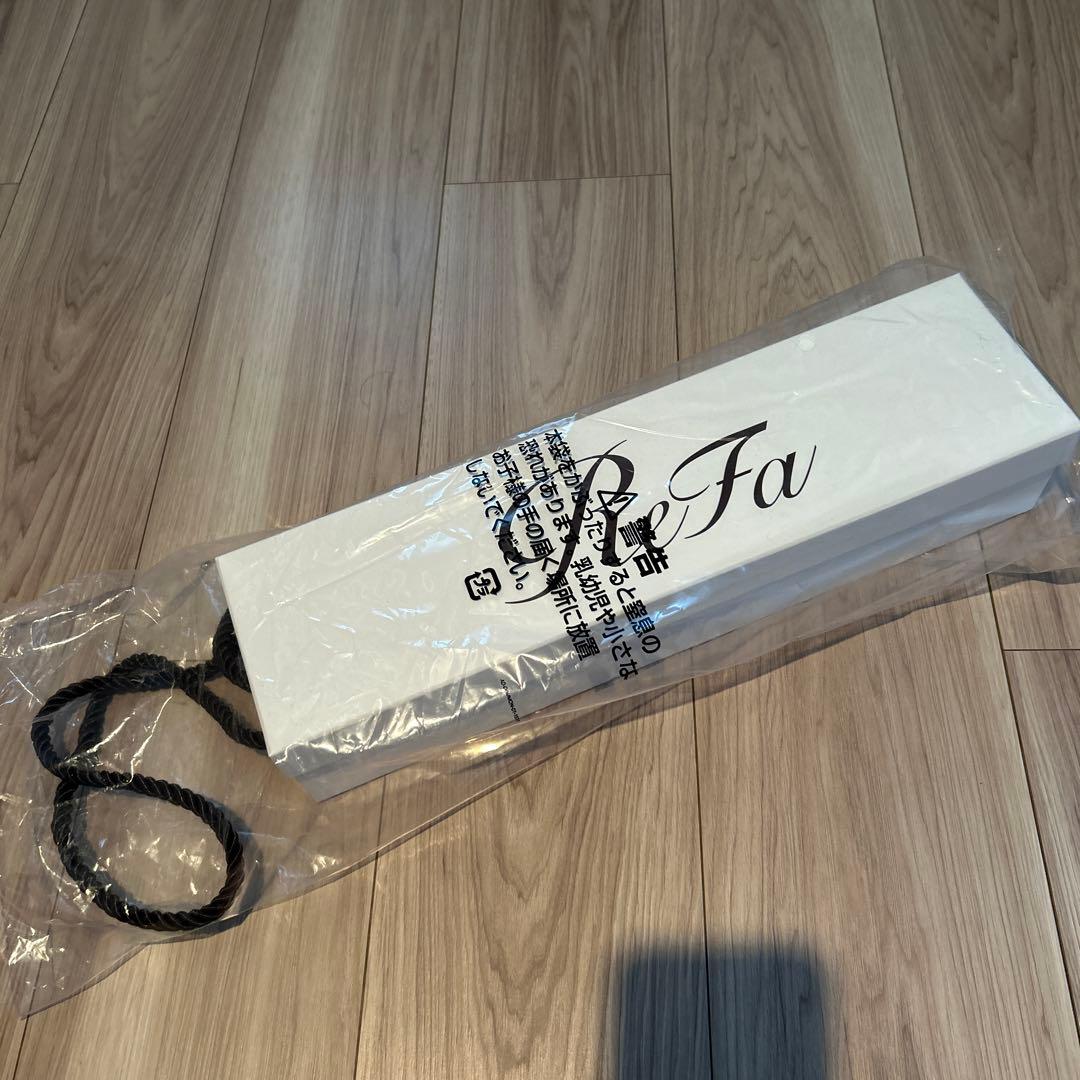 リファ　ストレートアイロンプロ　アイボリー