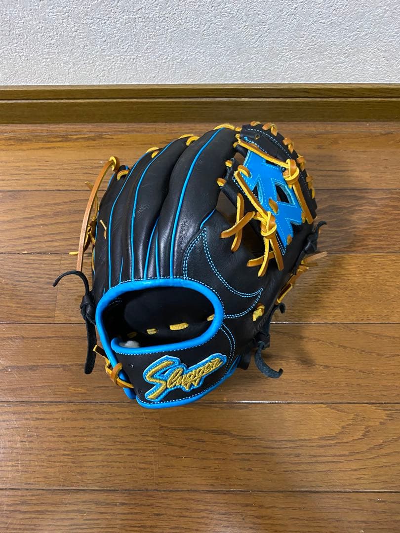スラッガー 軟式グローブ　内野用 L7S 松井稼頭央選手仕様イメージ