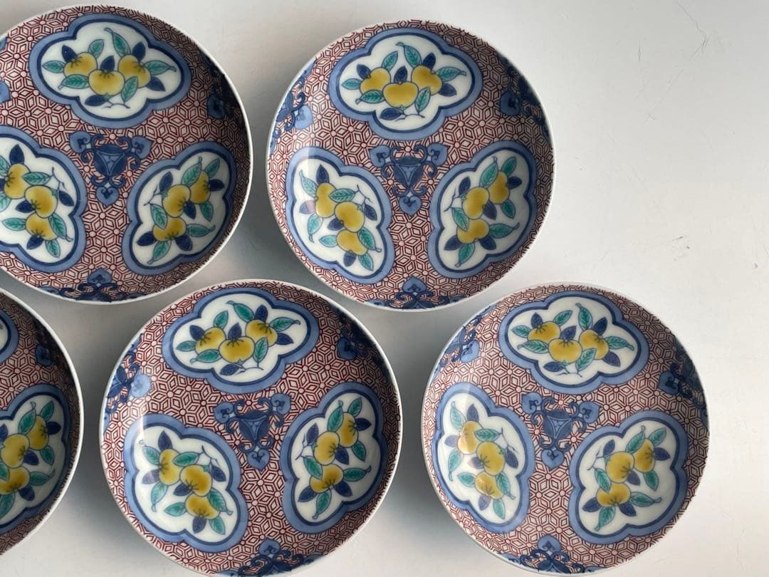 陶芸家　人間国宝　今泉今右衛門　染錦　三方割橘文　皿　5枚揃　鍋島写　鍋島焼