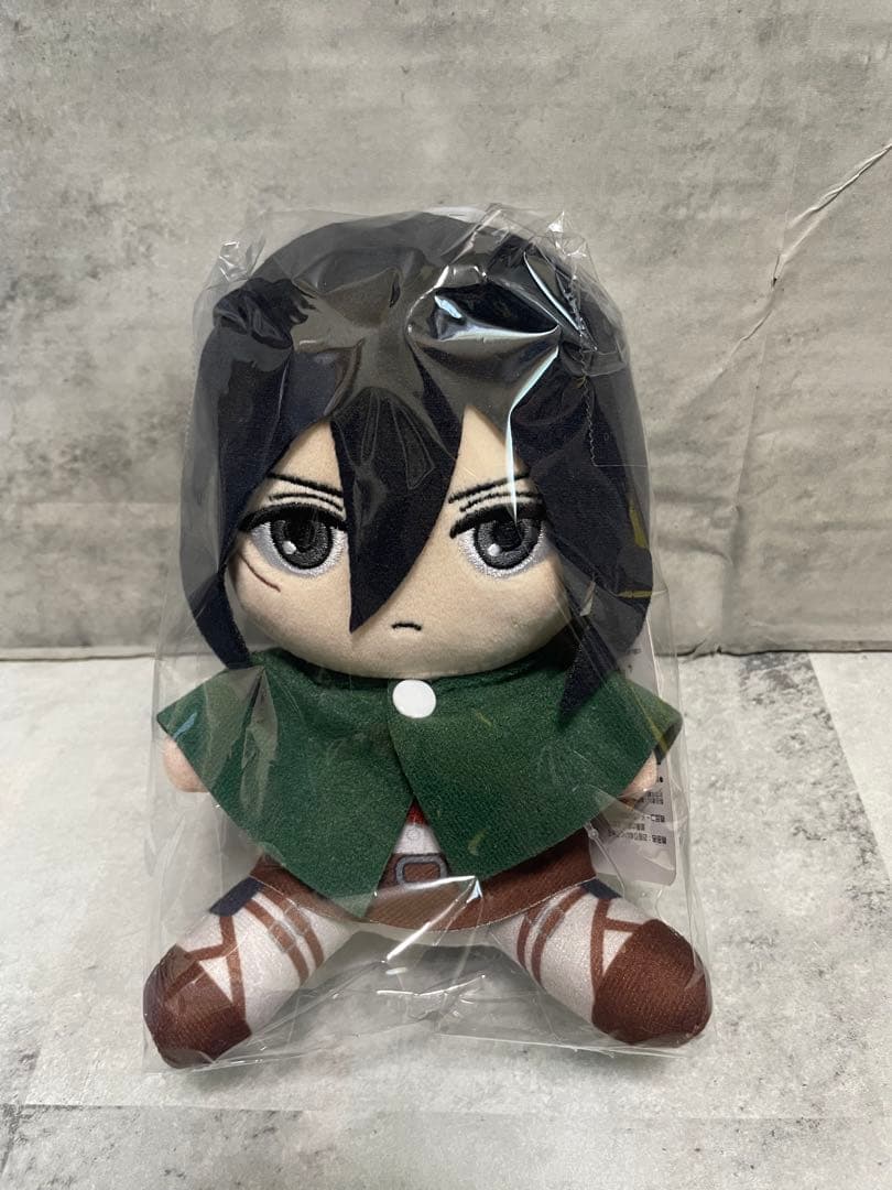 進撃の巨人　お座りぬいぐるみS ミカサ・アッカーマン 調査兵団 自由の翼