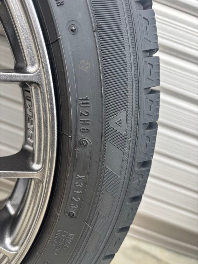 ワオワオさま専用225/45R17 91Q スタッドレスタイヤ ホイール