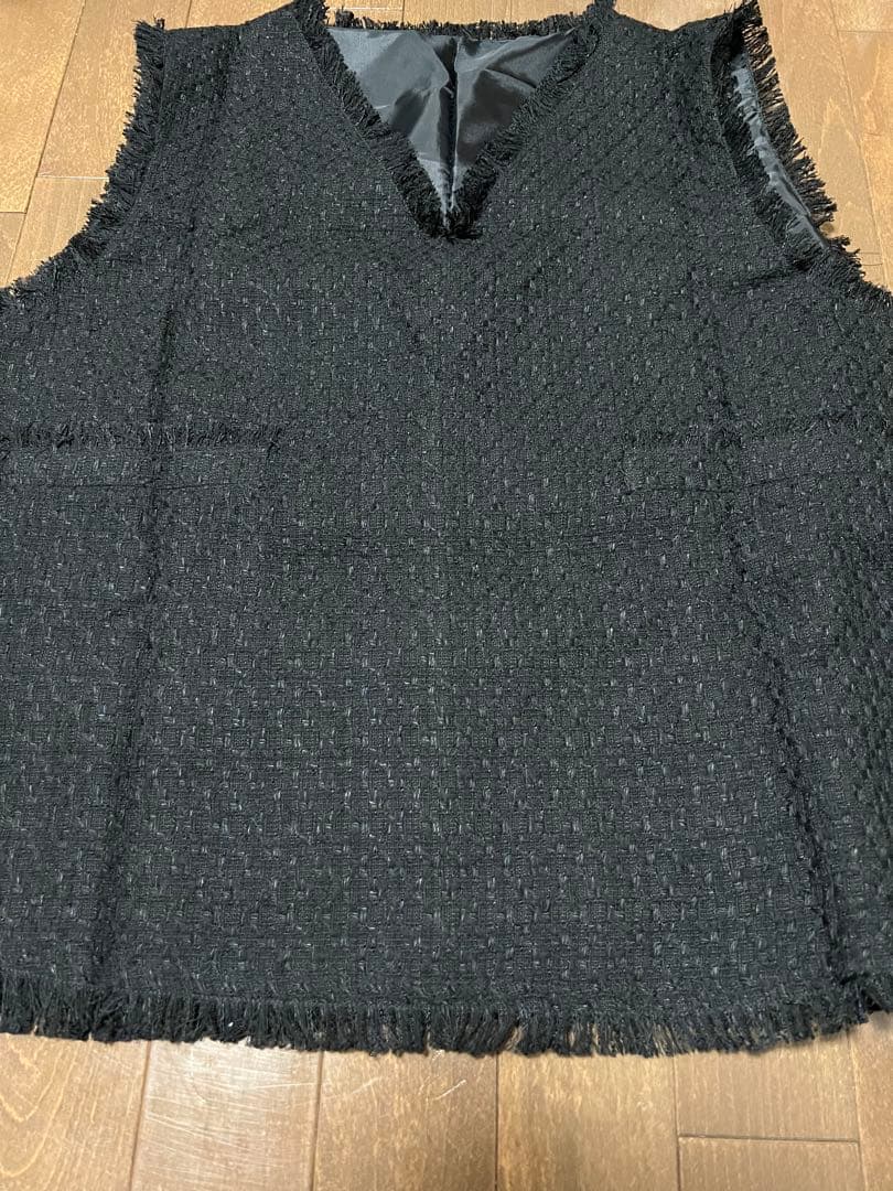 ハンドメイド　ジレ　ブラックツイード