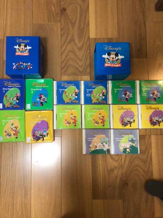 ディズニー　WORLD OF ENGLISH DWE SING ALONG