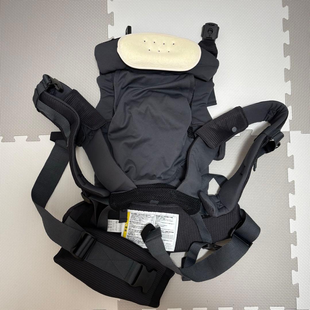 Aprica ラクリス　抱っこ紐　ダークグレー