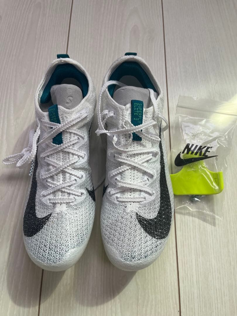 未使用　NIKE スーパーフライ　エリート2 23.5センチ