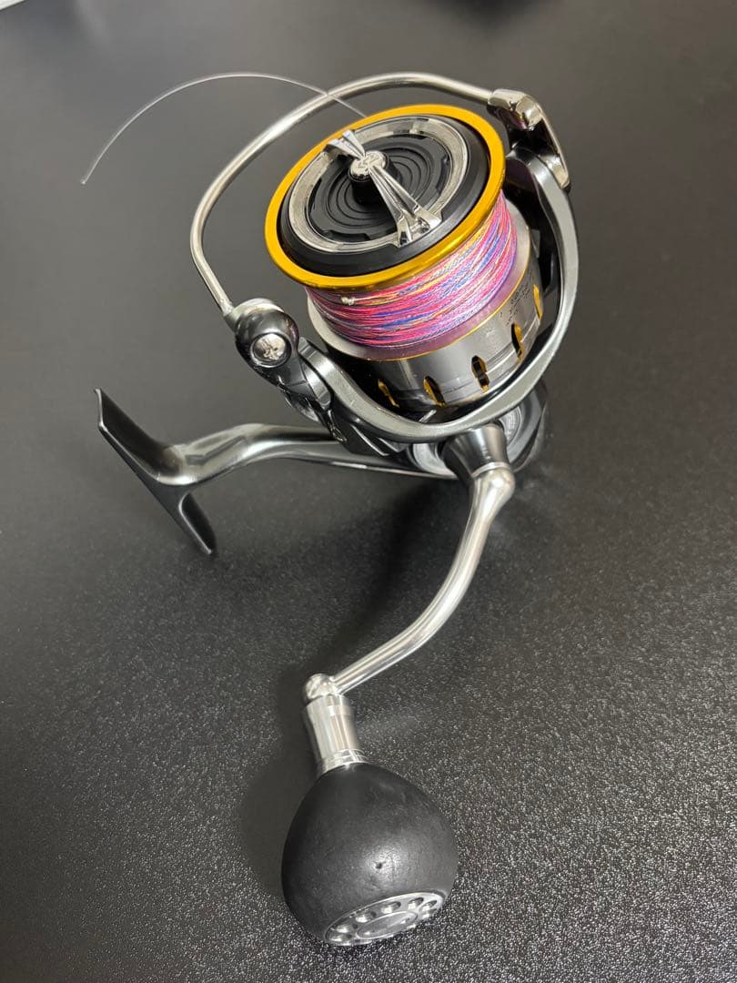 ダイワ　１８ブラストLT5000D-CXH スピニングリール