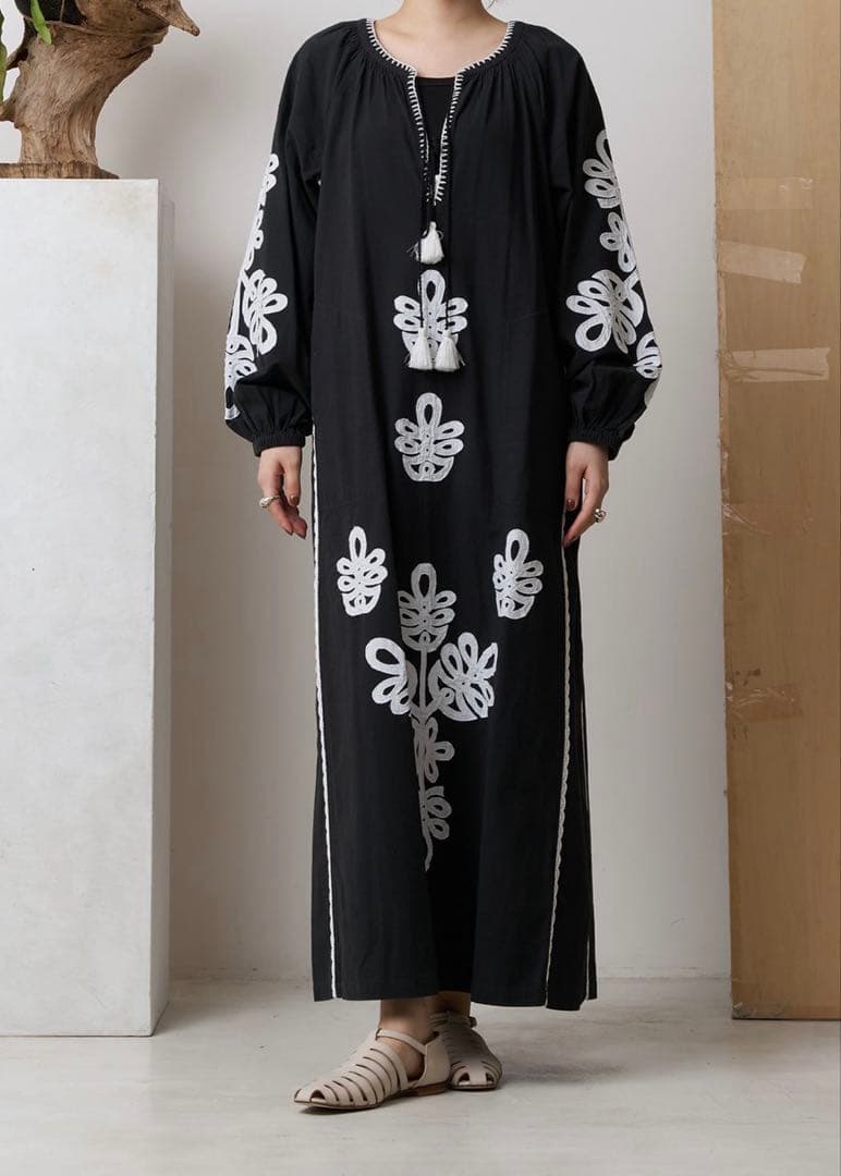 ヌキテパ　サラマリカワンピース　黒