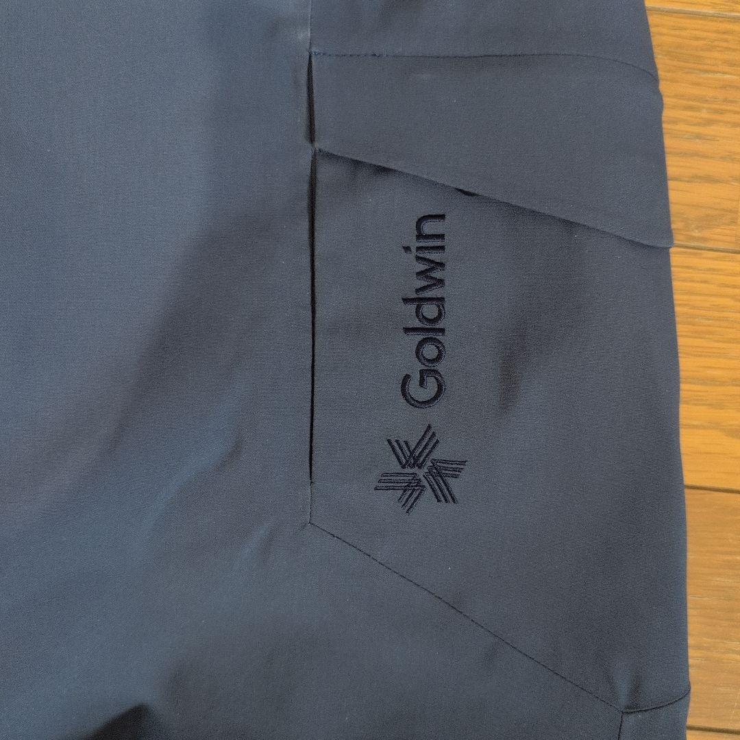 美品Goldwin上下スキーウェアMサイズ 2021-2022モデル