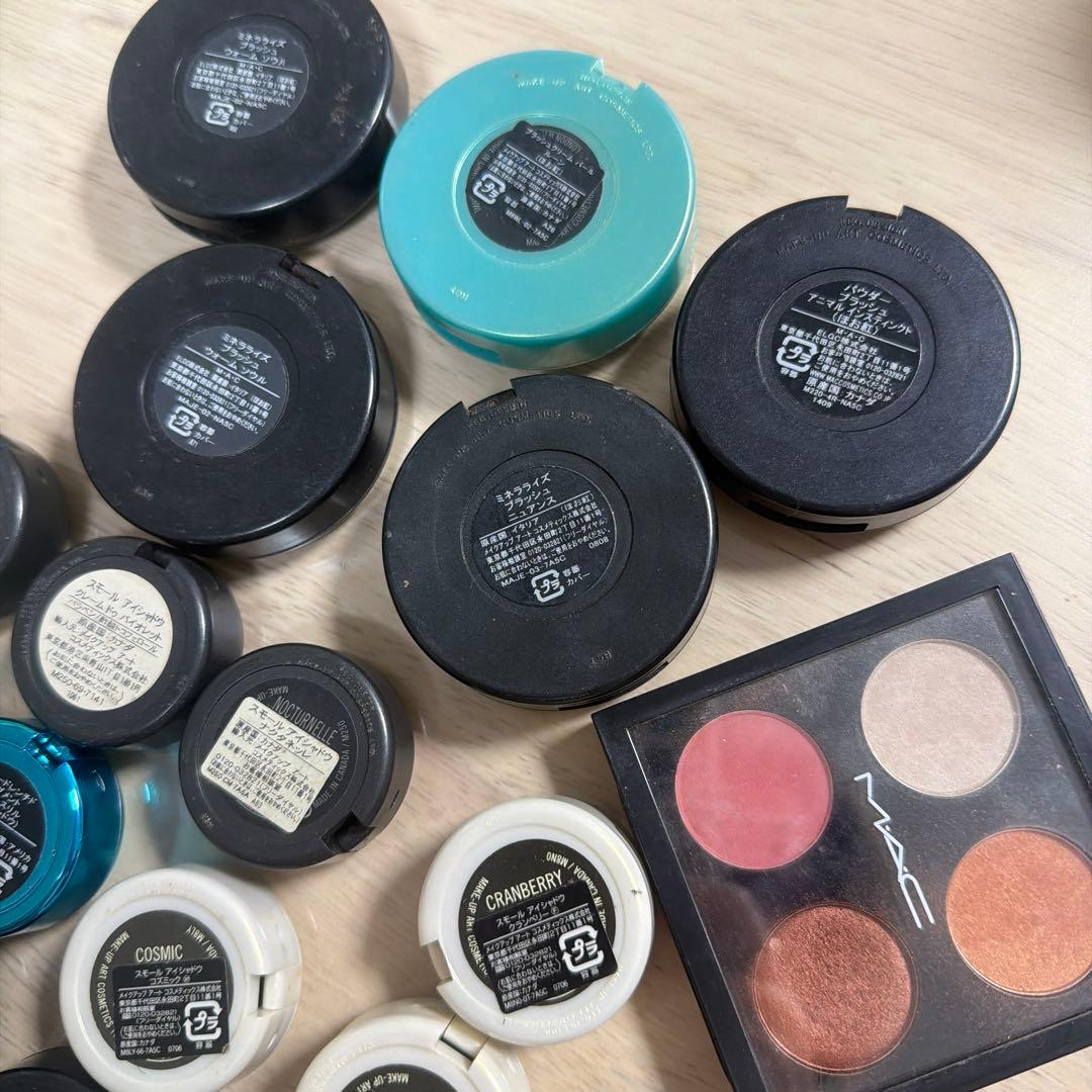 MAC　マック　アイシャドウ　チーク22点セットまとめ売り