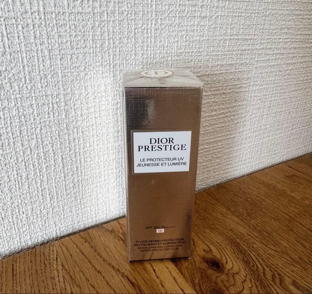 プレステージ ホワイト ル プロテクター　UVルミエール BB00