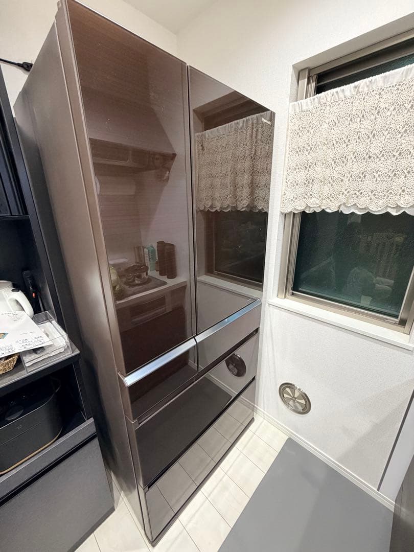 パンソニック　大型冷蔵庫　NR-F672XPV-T