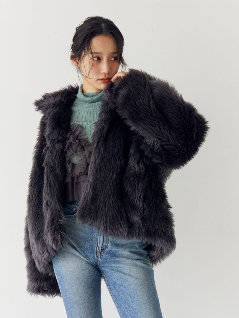 Ungrid ボリュームデザインファーコート