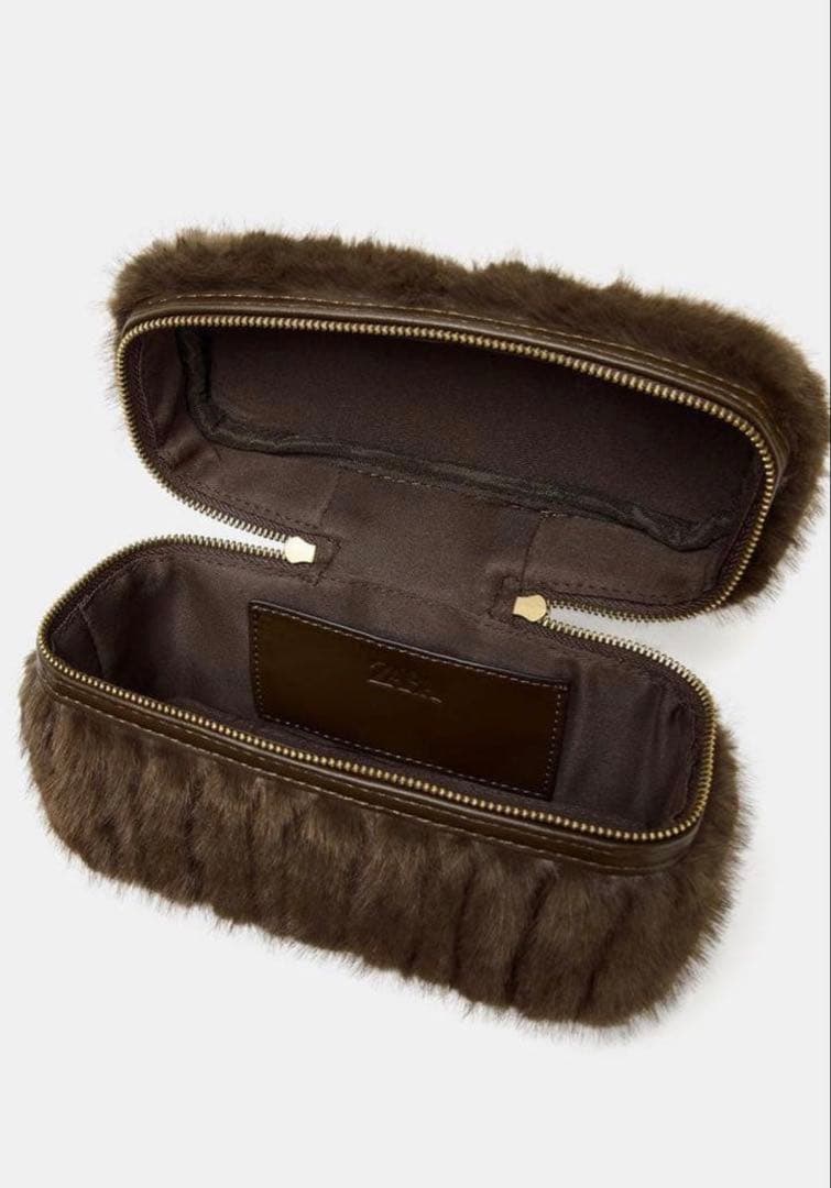 完売品ZARA フェイクファーハードハンドバッグ 新品タグ付き　ブラウン