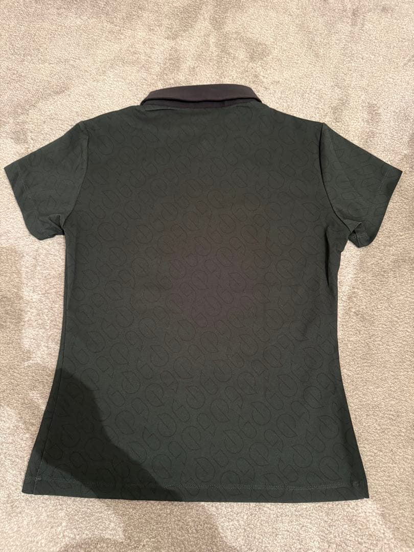 デサント　ゴルフウエア　Mサイズ