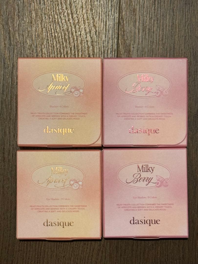 dasique アイシャドウパレット 2種　チーク　2種