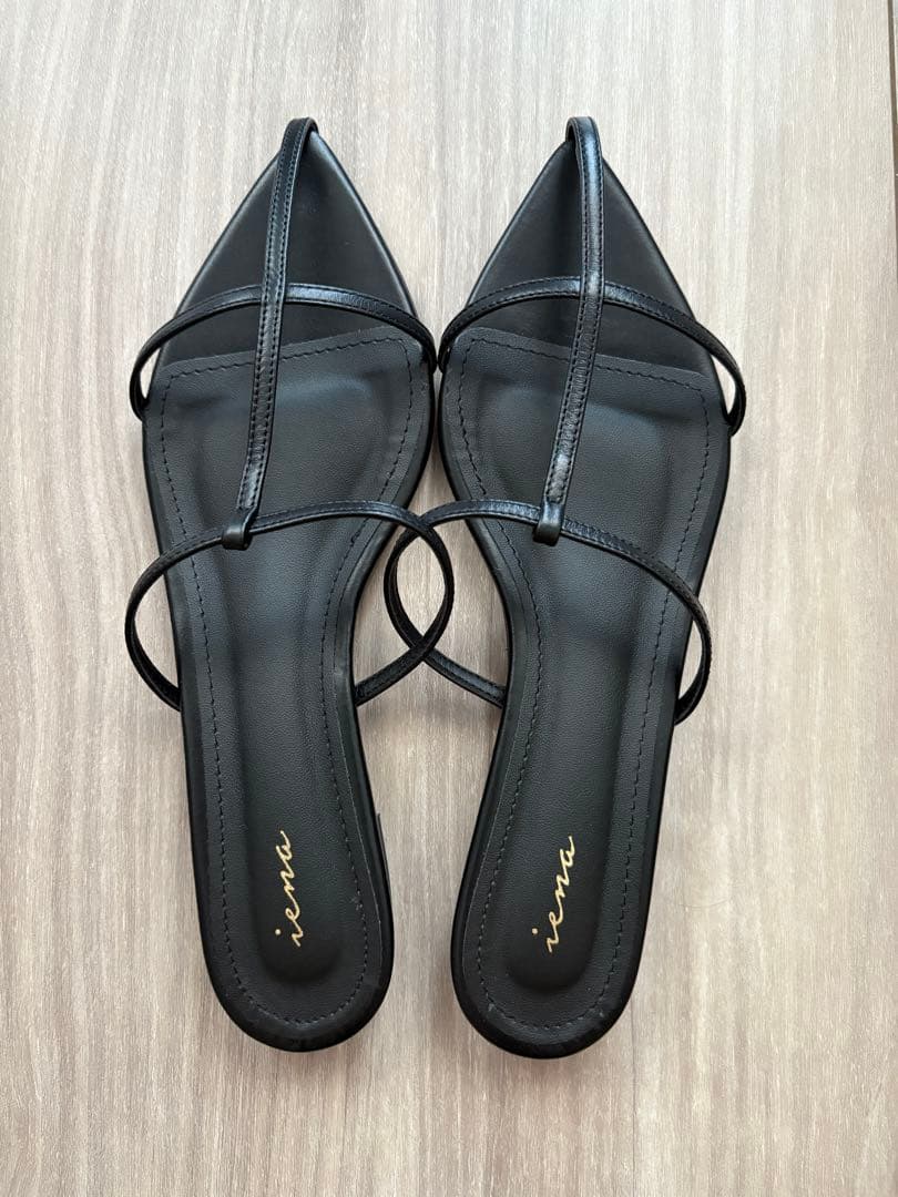 IENA ポインテッドフラットサンダル