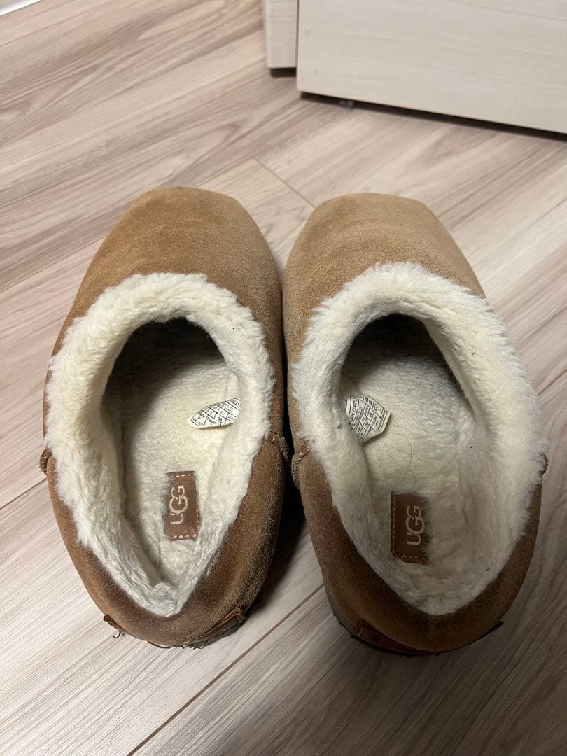 【新年セール】UGG ブラウン スリッパ