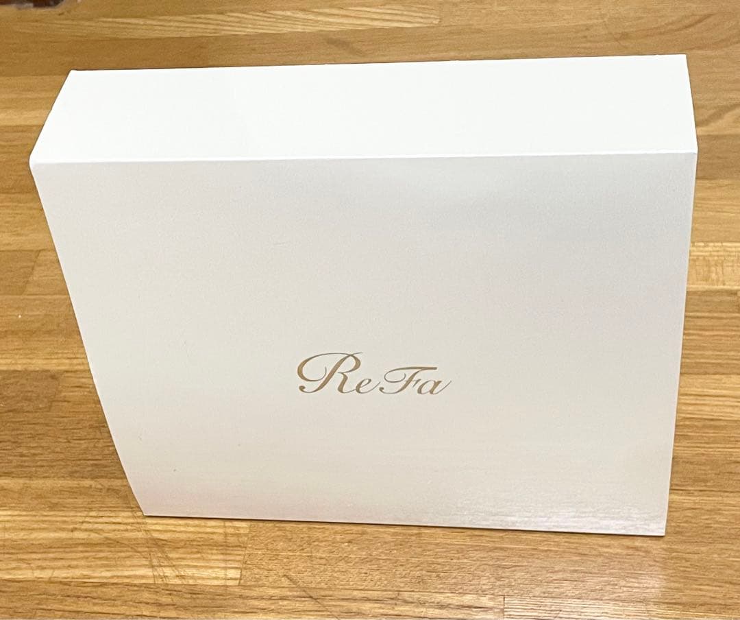 ほぼ未使用★ReFa 4 CAXA RAY リファ　フォーカッサレイ