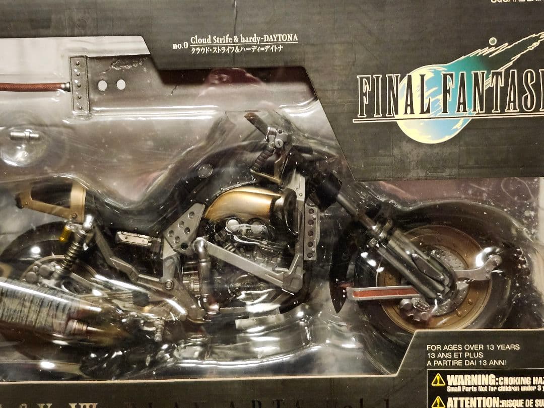 FINAL FANTASY VII クラウド & デイトナ(美品)