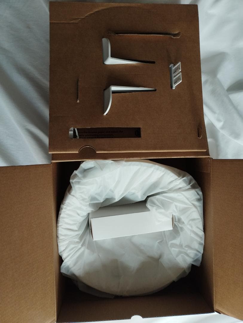 PRISMXR　VR用充電ドック　バッテリー2個付属　Quest3と互換性あり