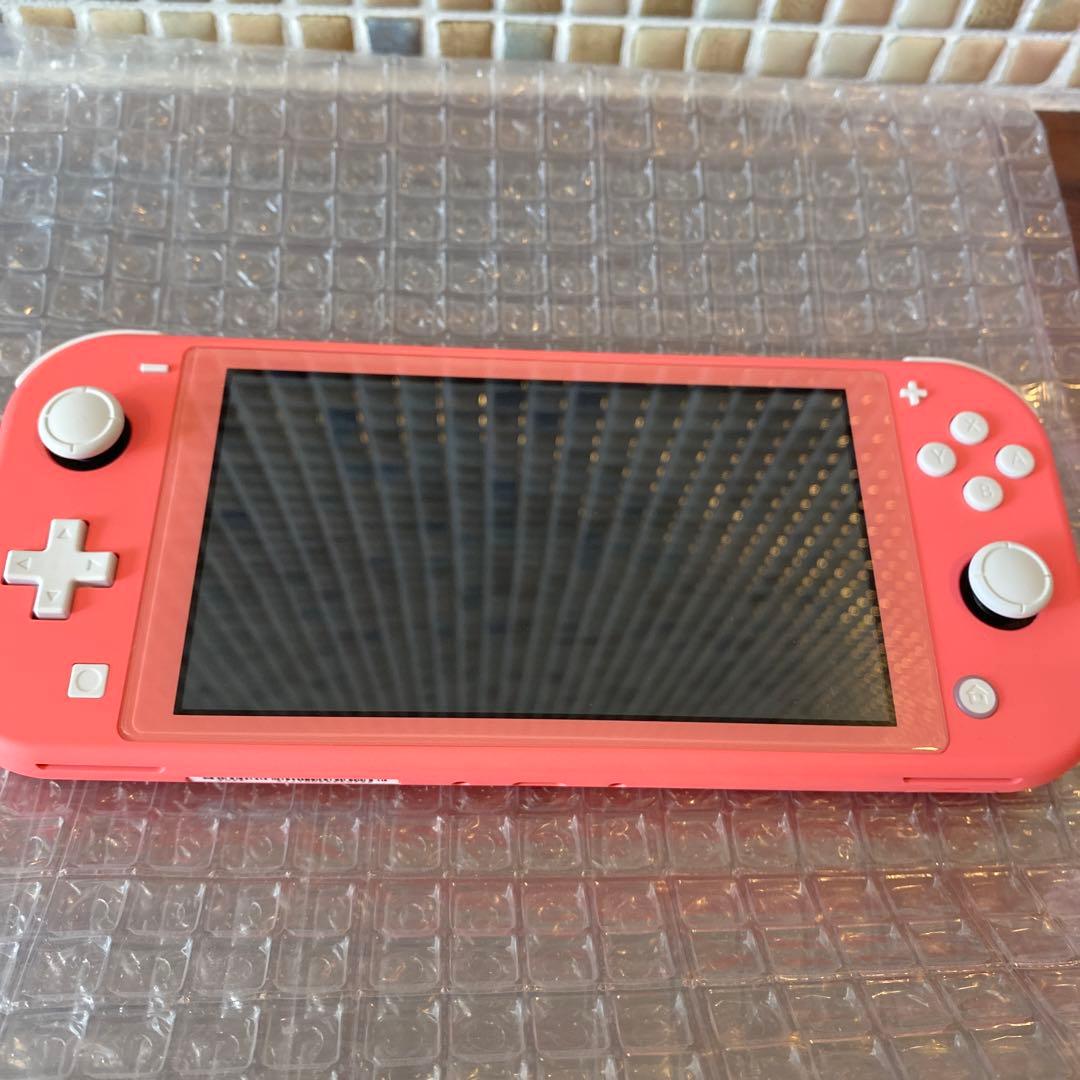 【2024年製ほぼ未使用】Nintendo Switch Lite コーラル