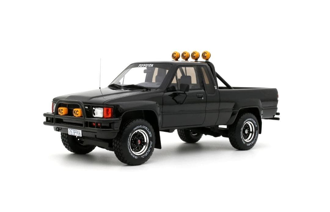 ｈｉｍａｗａｒｉ1/18 トヨタ ハイラックス SR5 ブラック