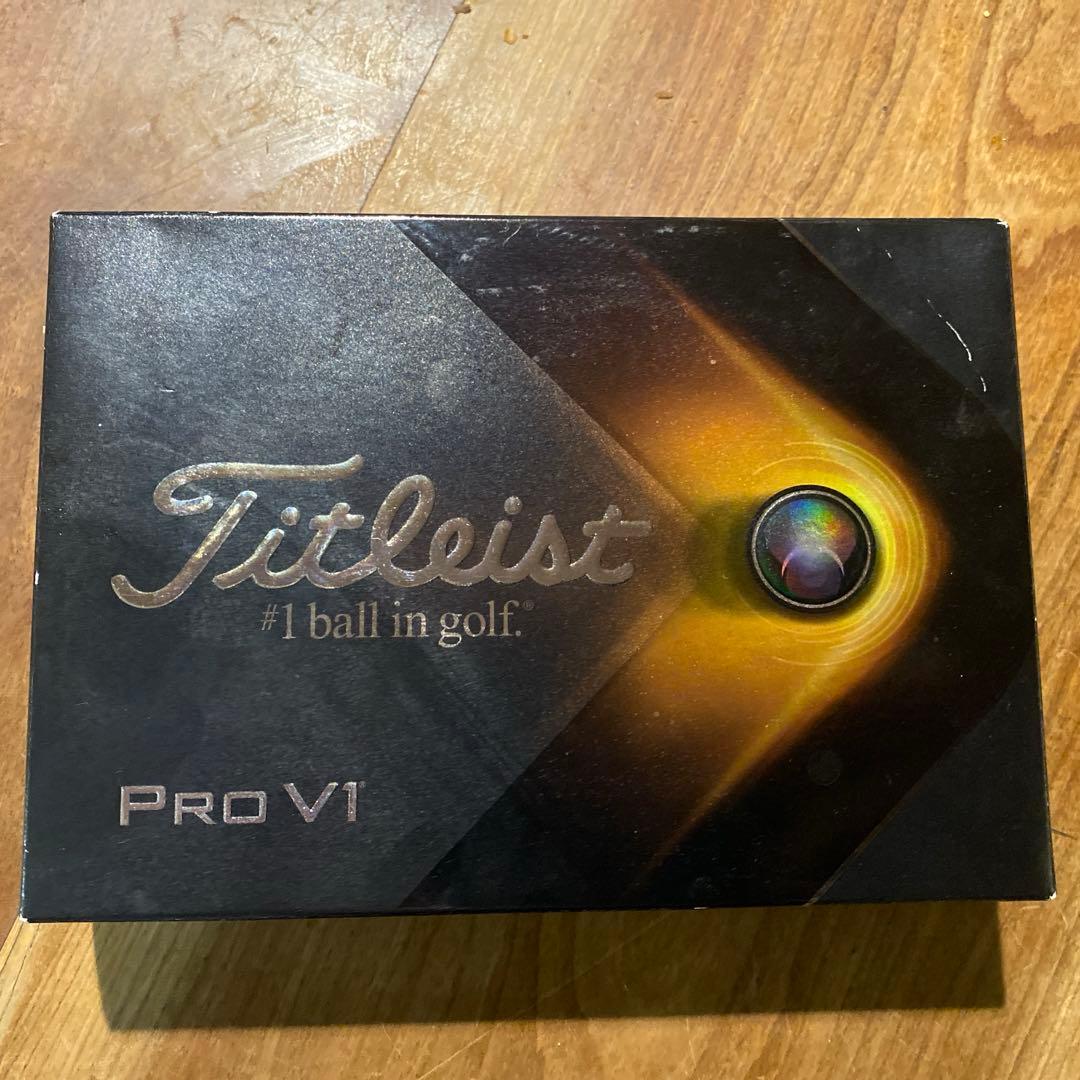 Titleist Pro V1 & CROWN ゴルフボールセット