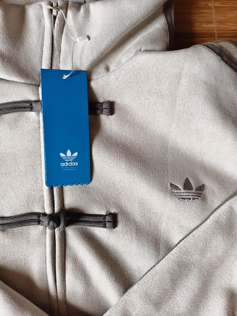 新品 アディダス 中国限定 蛇年トラックジャケット ホワイト サイズ M