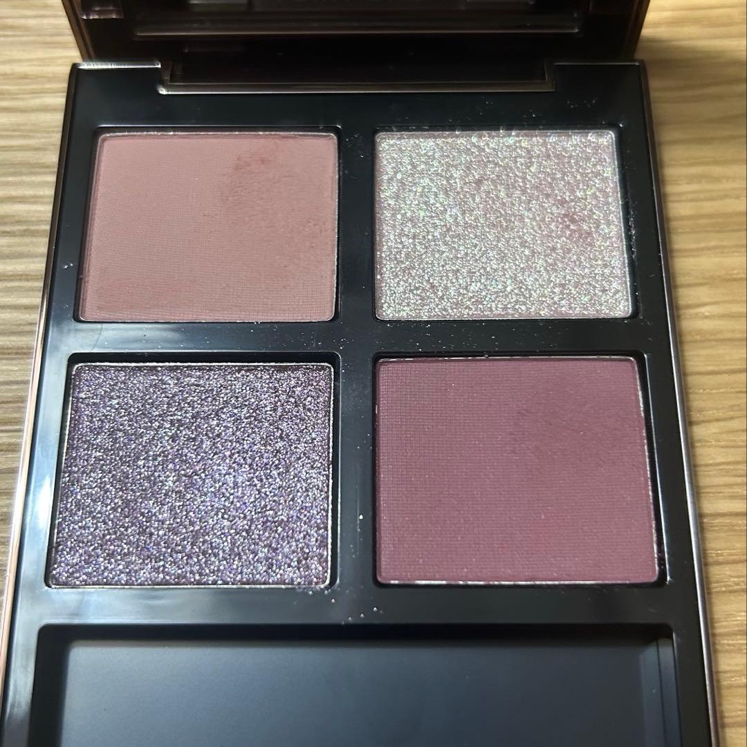 トムフォード　アイカラークォード　01RWメタリックモーヴ