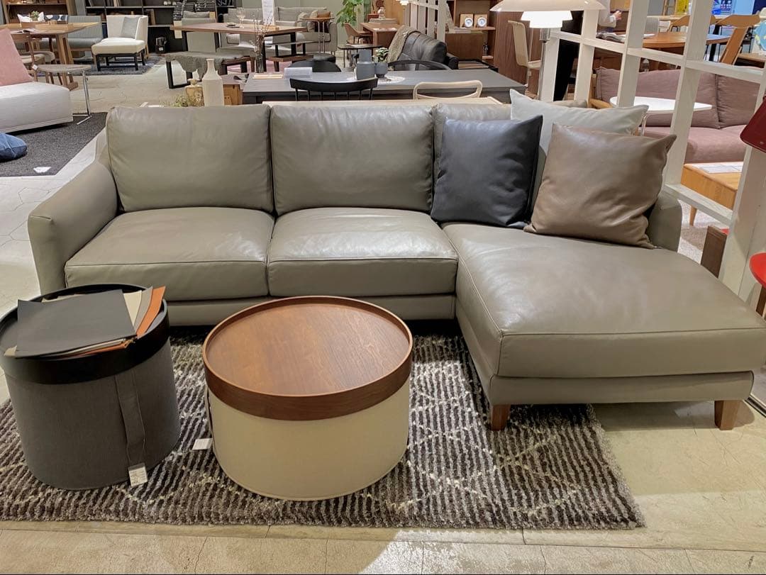 ACTUS 本革カウチソファ（five by five S5507 ）グレー