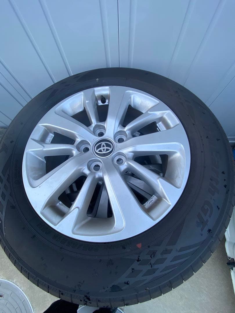 トヨタヤリスクロス純正16インチホイール　4本セット
