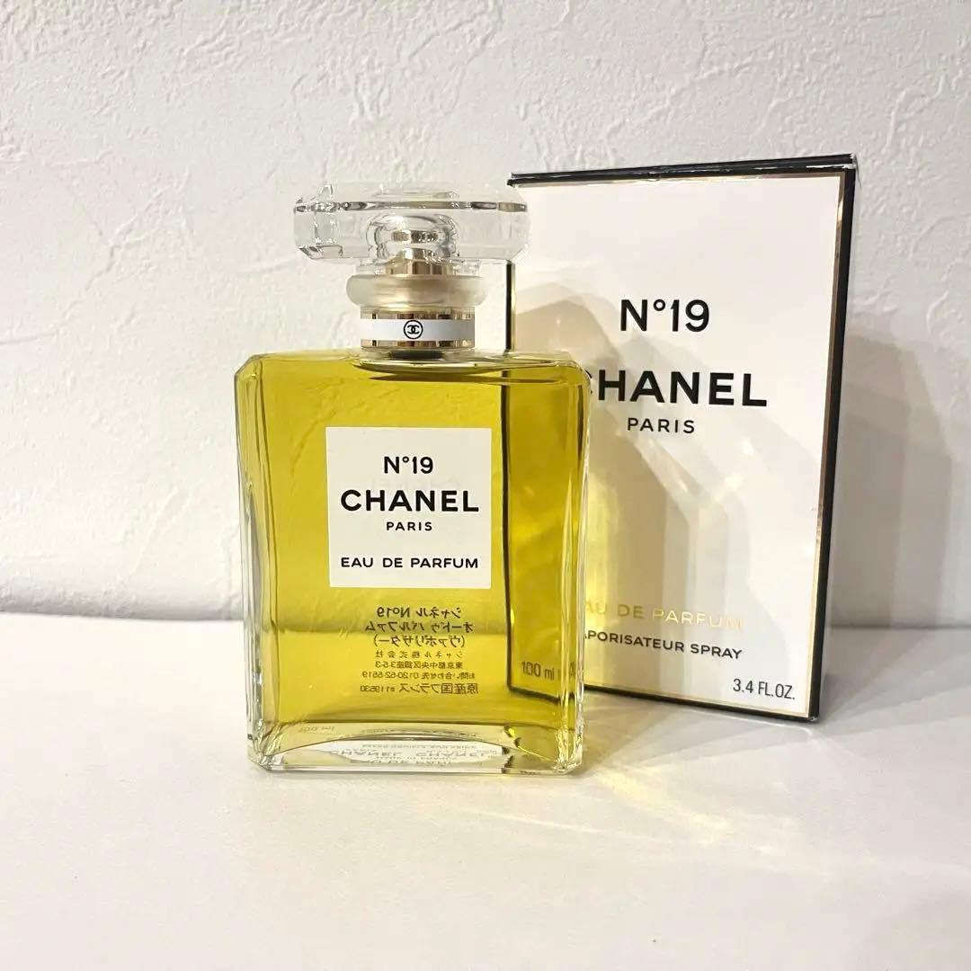 新品！CHANEL N°19 オードパルファム 100ml