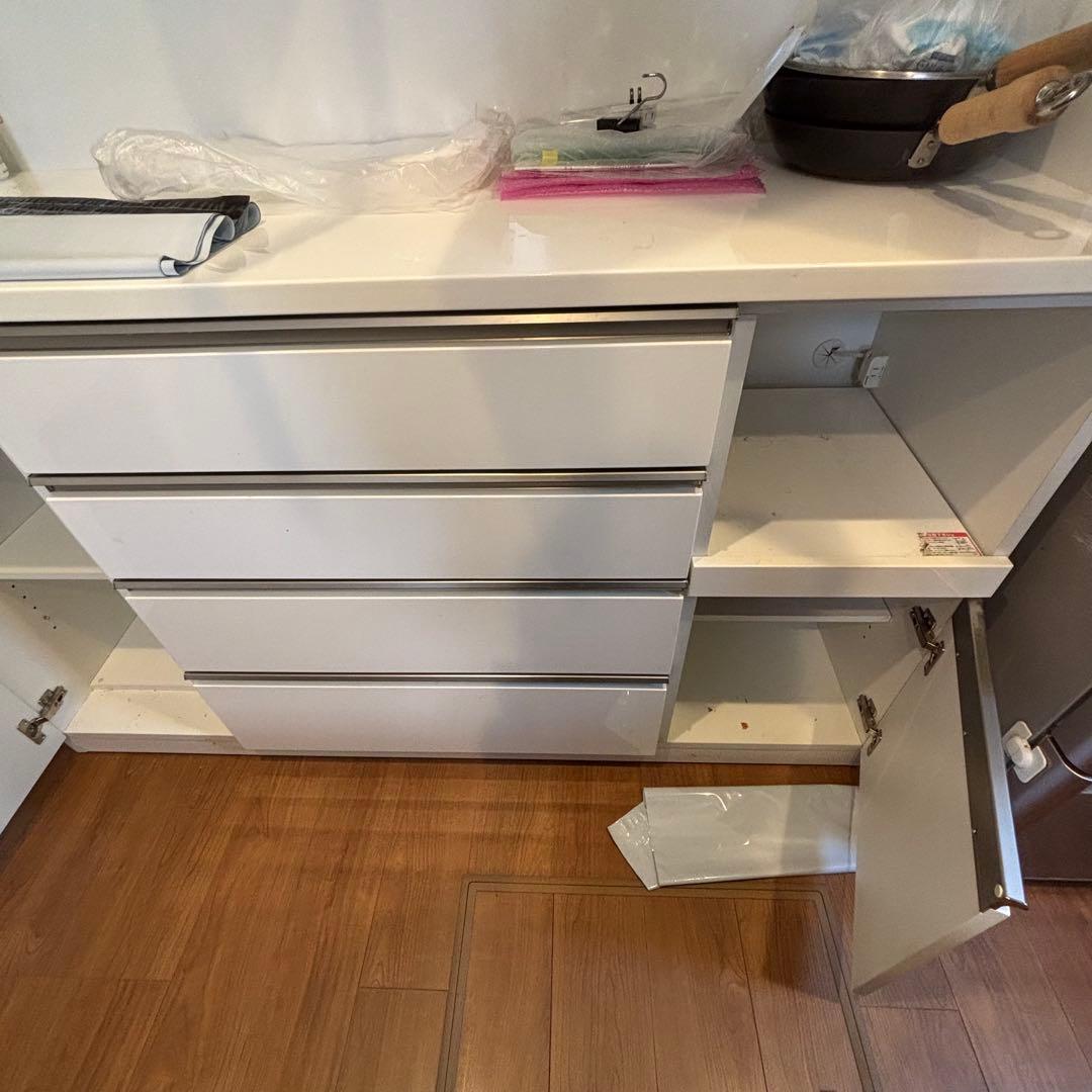 ニトリ　キッチンボード　160 ホワイトキッチン　収納　キャビネット