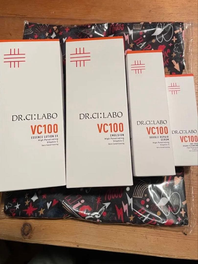 ドクターシーラボ®×SHOGO SEKINE ホリデーコフレ 2025