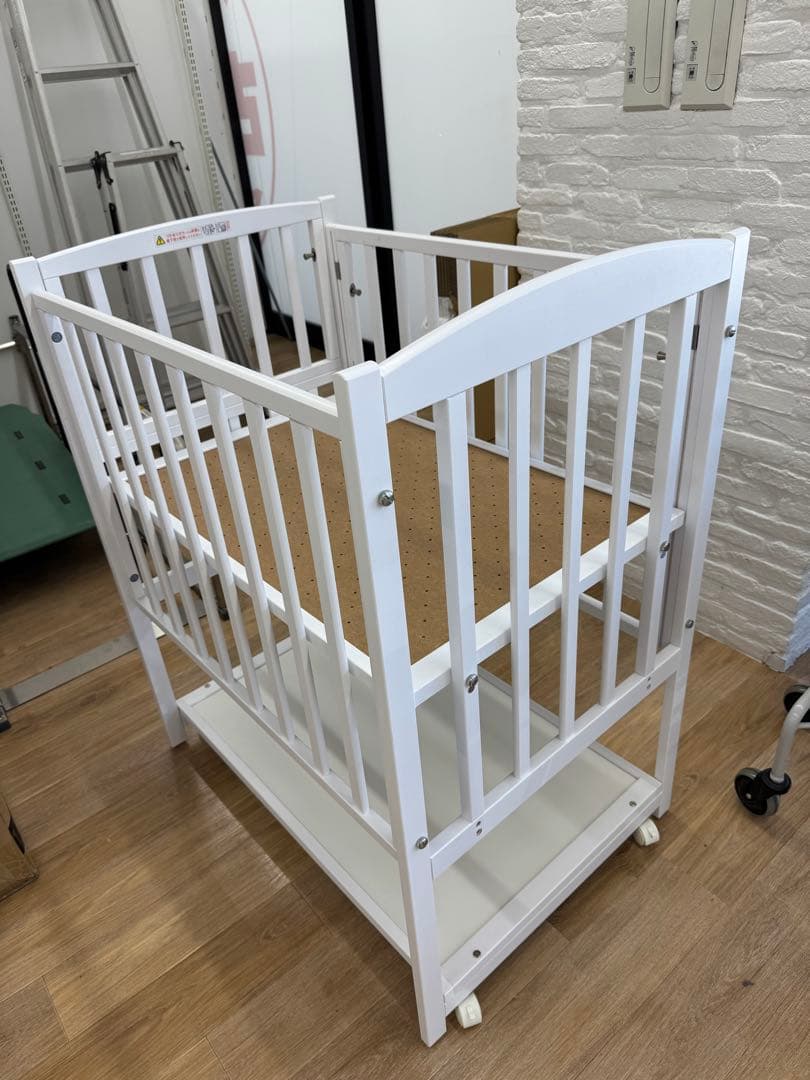 KATOJI ベビーベッド　ツーオープン