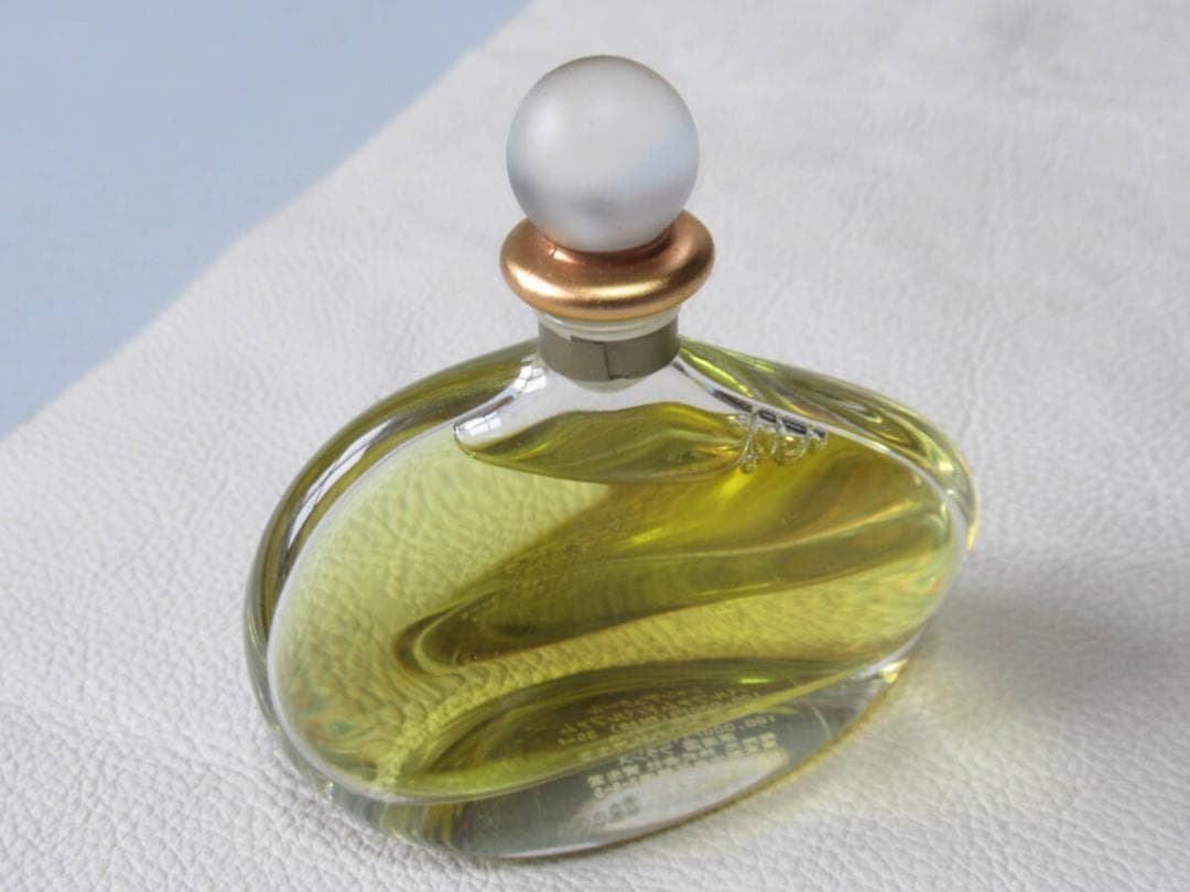 ◆未使用 定価10万！資生堂 シャンデュクール パルファムドパルファム35ml