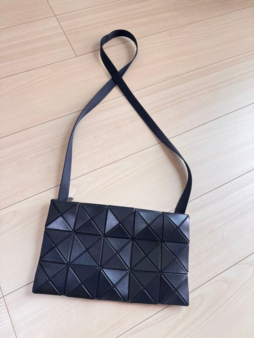 BAO BAO ISSEY MIYAKE ショルダーバッグ ブラック