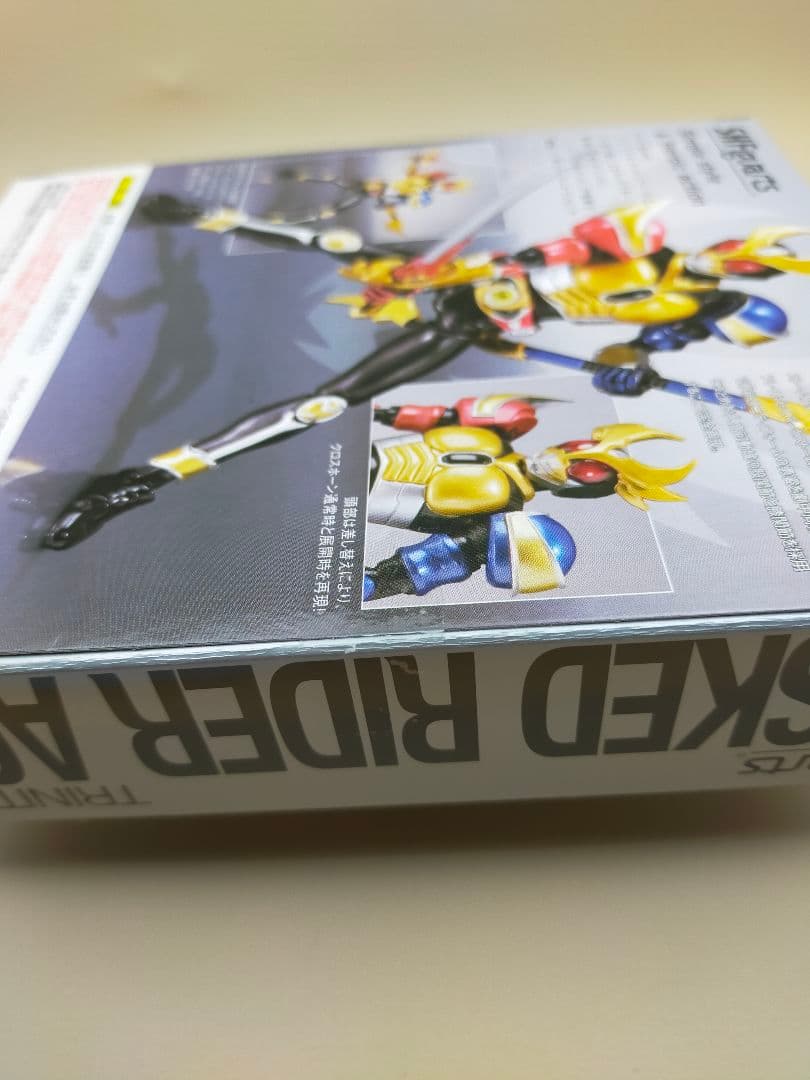 S.H.Figuarts 仮面ライダーアギトトリニティフォーム魂ウェブ商店限定