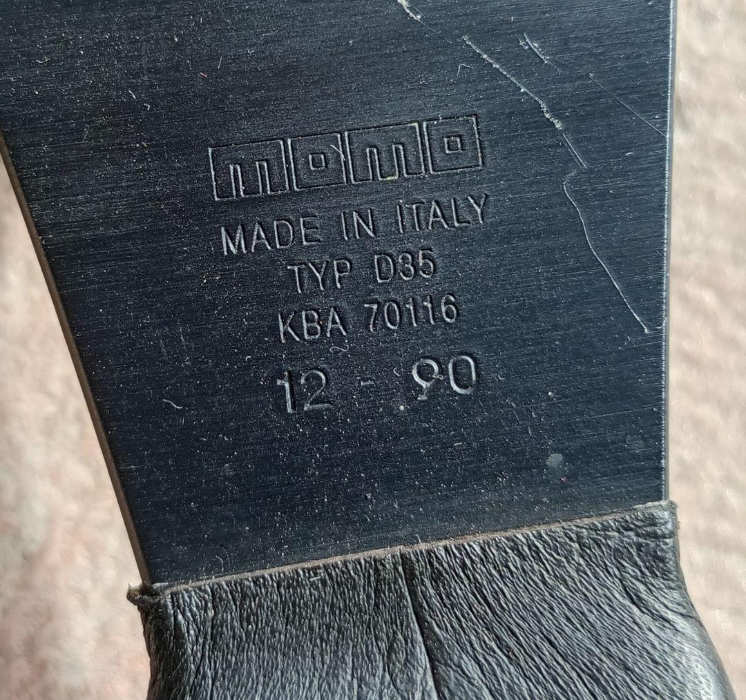 ローバーミニのボス付きMOMO ステアリング