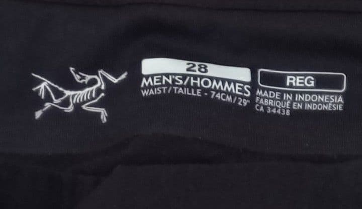 [美品]ARC'TERYX (アークテリクス)ブラック 28サイズ