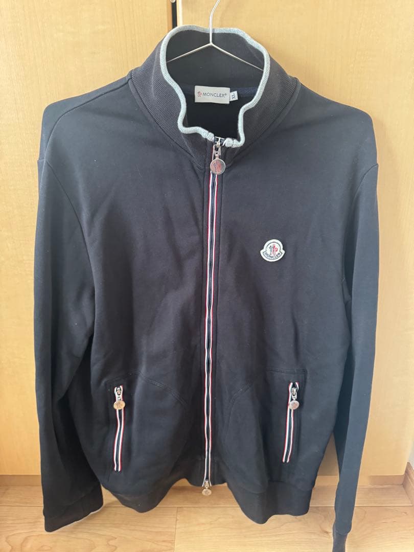 美品モンクレール　サイズXL スウェット素材