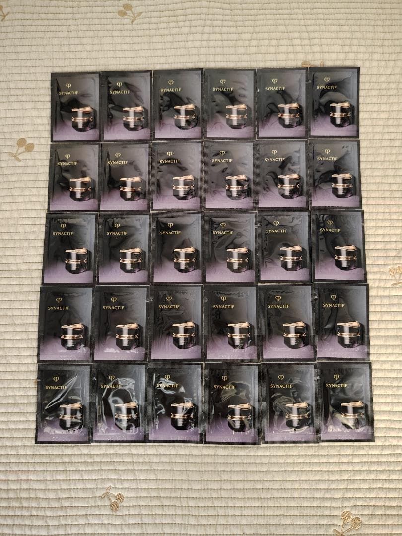 資生堂クレ・ド・ポーボーテ　シナクティフ　クレームｎ サンプル