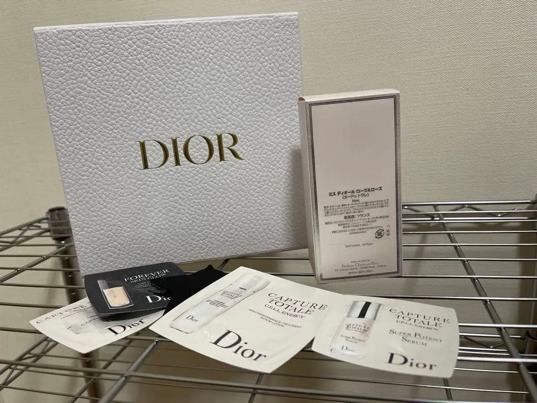 Miss Dior ローズ＆ローズ　オードゥトワレ50ml サンプル付き