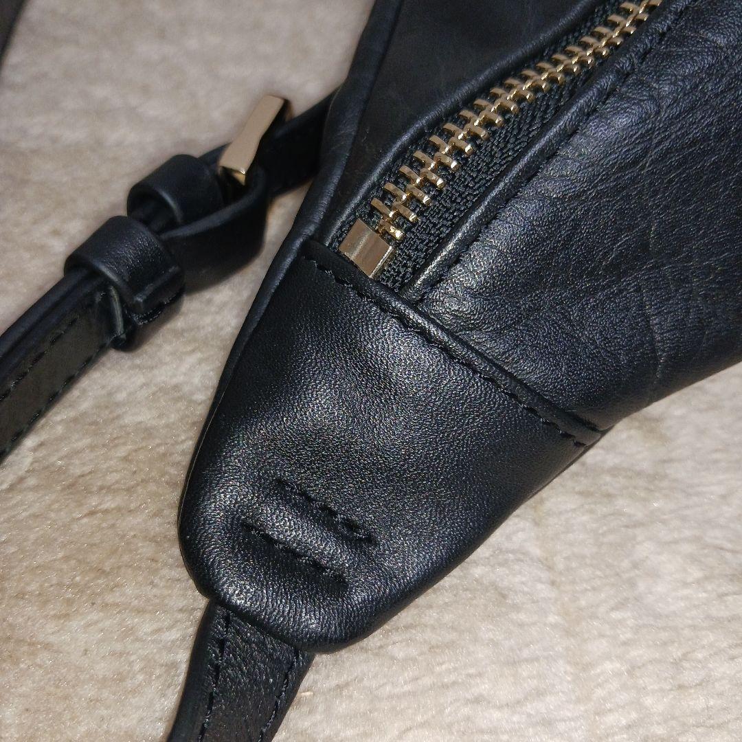 【極美品】BEARDSLEY ビアズリー 2.718牛革クロスボディバッグ 黒色