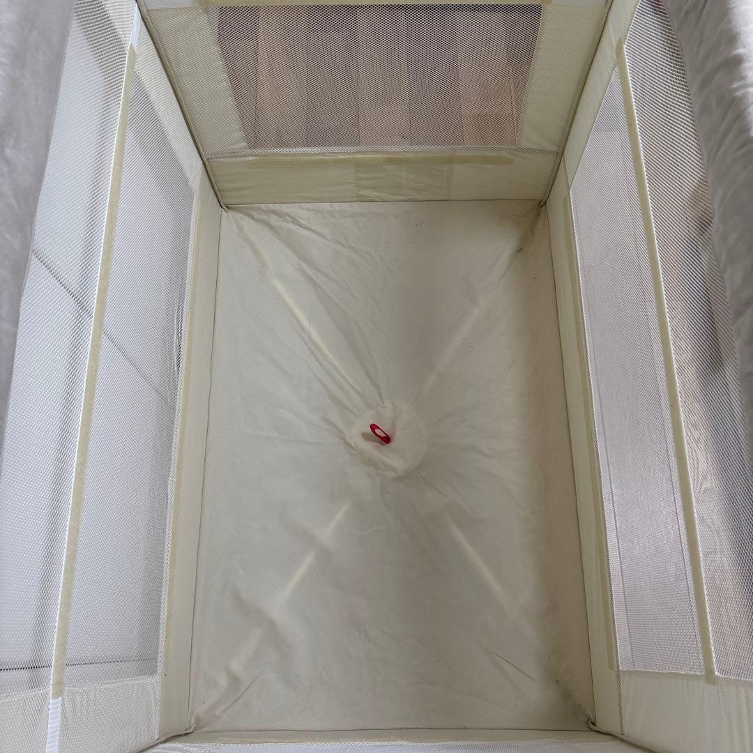 最終値下げ【アップリカ】ココネルエアープラスAB ホワイトベージュ　ベビーベッド