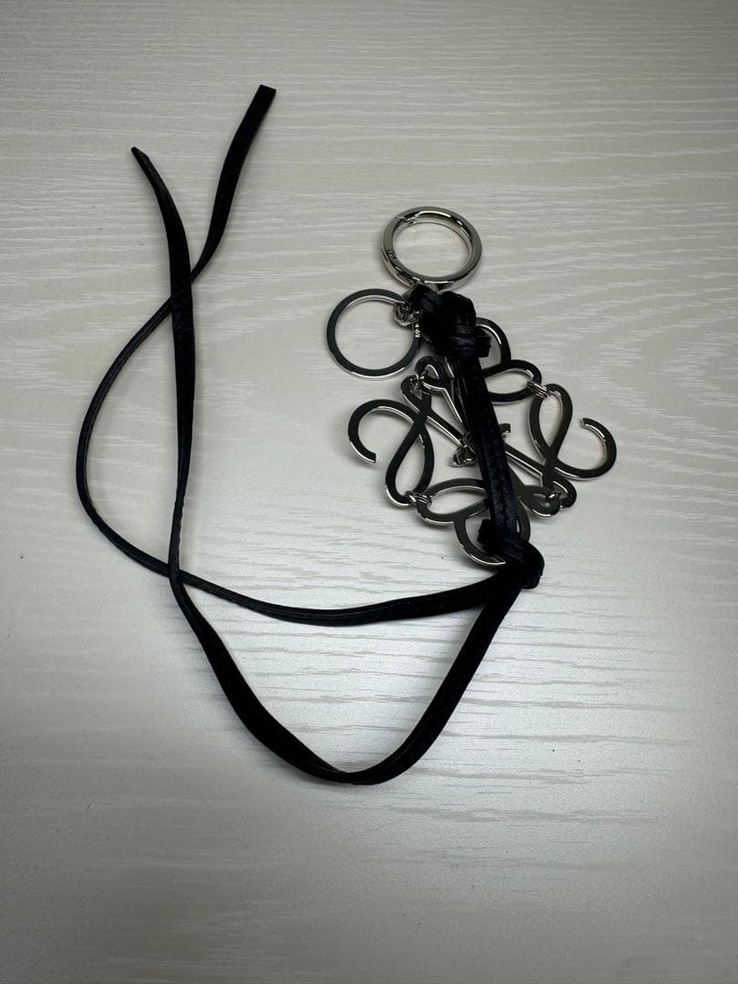 LOEWE ロエベ アナグラムチャーム