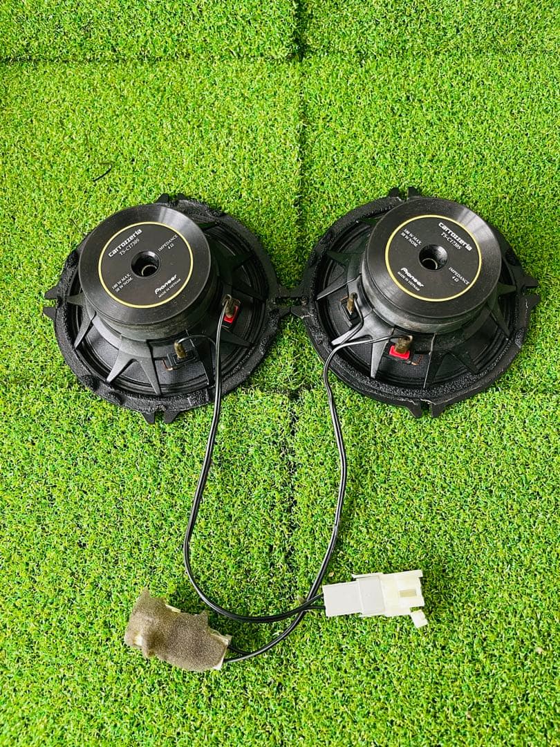 パイオニア カロッツェリア TS-C1730S カースピーカーです。動作確認済み