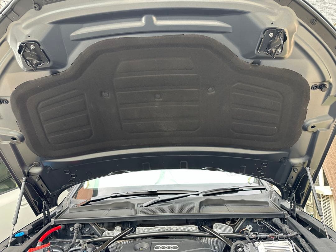 【直接受取/着払いも可能】Audi Q5(FY)サウンドアブソーバー