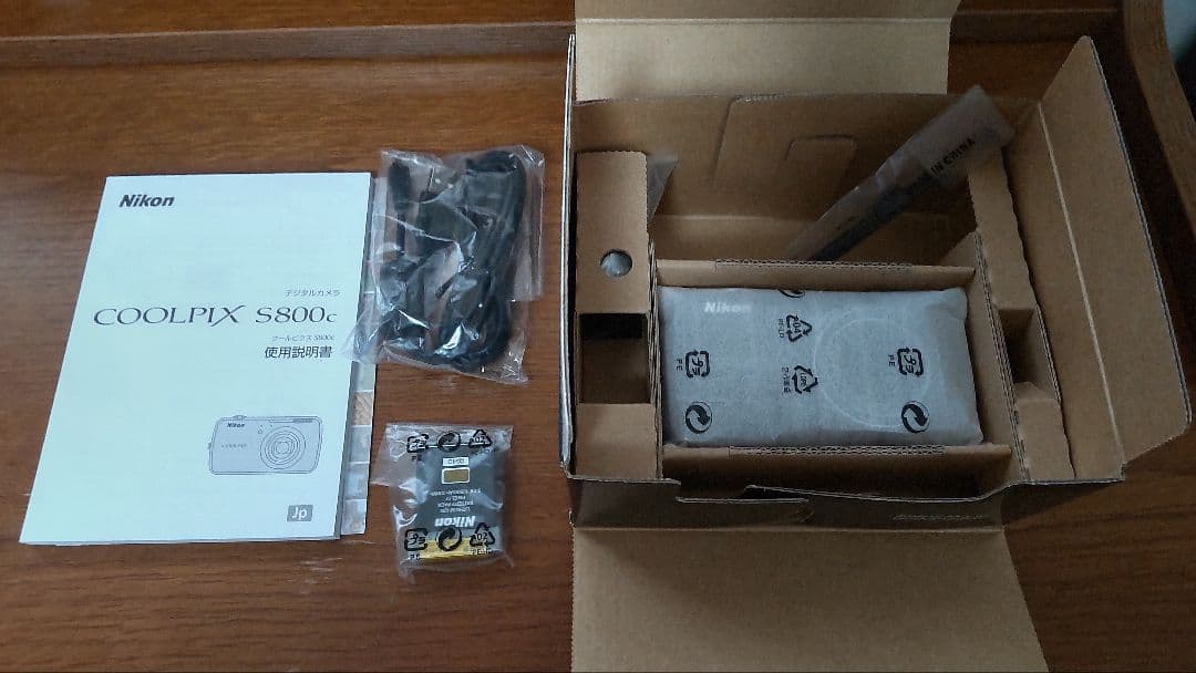 Nikon COOLPIX S800c デジタルカメラ
